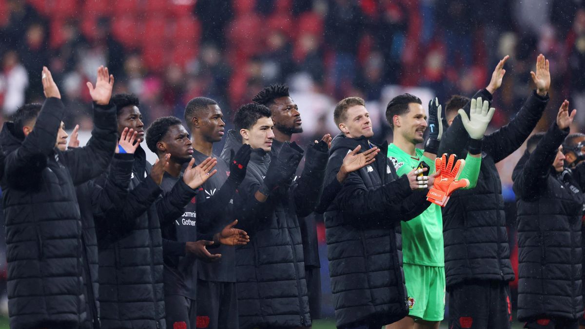 Leverkusen slaví v Lize mistrů postup. Schick asistoval